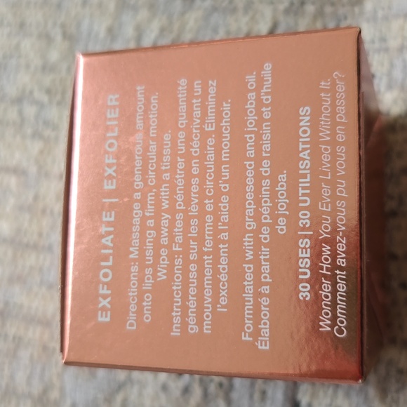 SARA HAPP BRAND LIP SCRUB EXFOLIANT SPARKLING PEACH - Picture 4 of 6